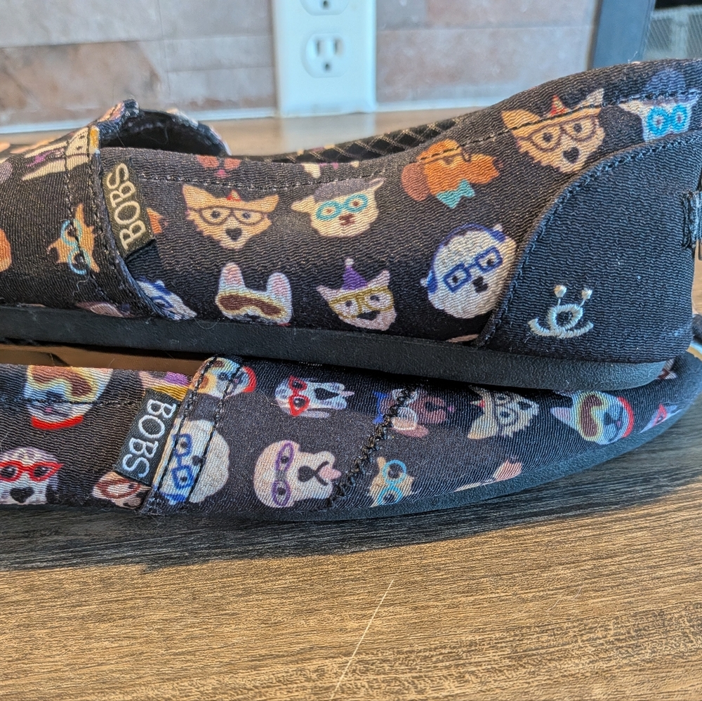 Sketchers: BOBS Black Slip-On Canvas Flats with Cute Dogs - Picture 5 of 6